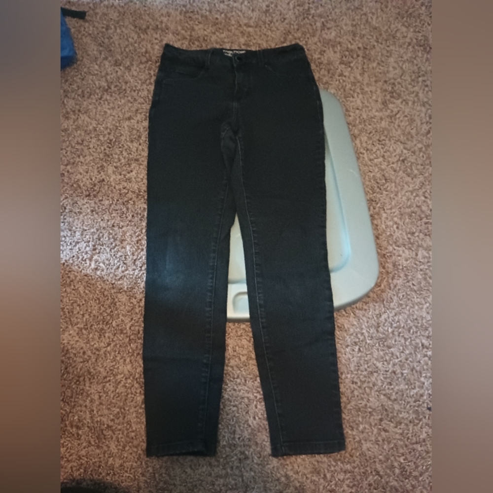 Maurices Size 10 Black Skinny Jeans